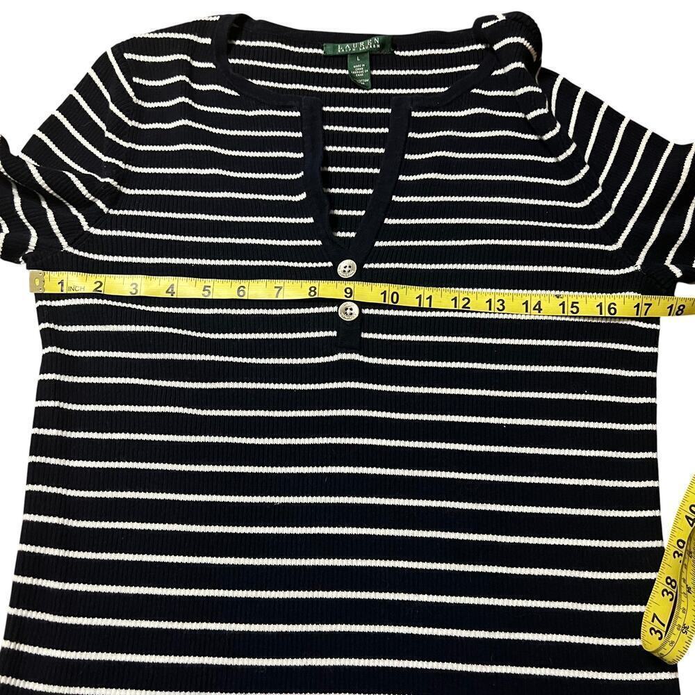 Lauren Ralph Lauren Preppy Navy Striped Top Size Large - Picture 4 of 4